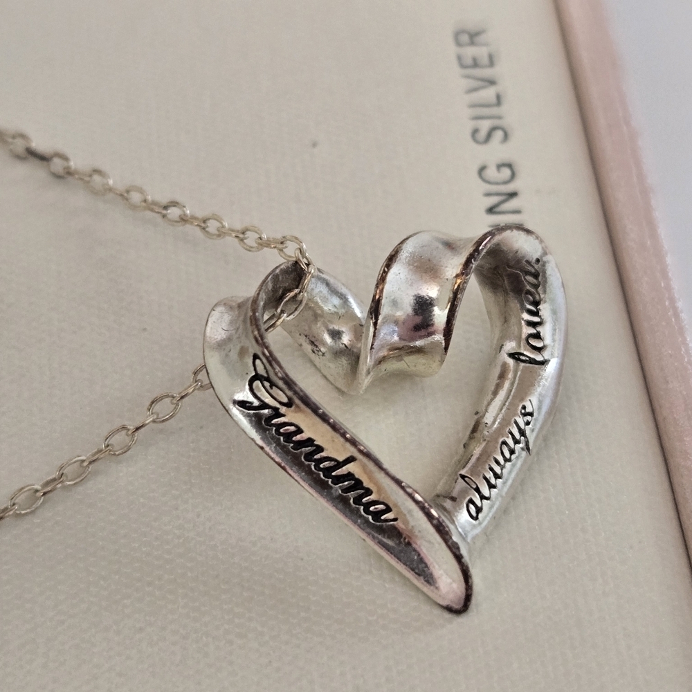 NIB Sterling Silver Heart Necklace Grandma Loved Engraved - Picture 10 of 10